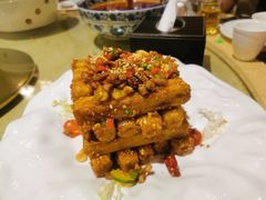 -铜锣湾·有麝自然香(重庆新天地店)