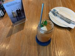 -ROAST coffee & eatery