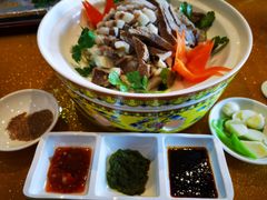 草原手把肉-德乐海蒙餐