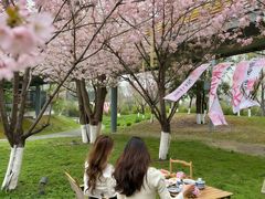 -茅草房·河畔园林火锅