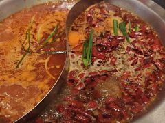 -沸炉重庆老火锅(军事博物馆店)