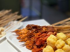 -佰人王串串香火锅(洋珠巷店)