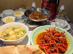 -靓虾二哥长沙地标小龙虾(五一广场店)
