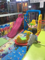 -小鸭先知婴儿游泳馆