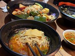 -万记麻辣烫国展总店