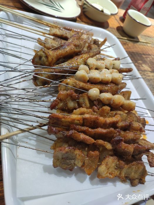 小红桶烧烤(烟台芝罘医院总店)图片