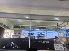 -奎屯友好时尚购物中心