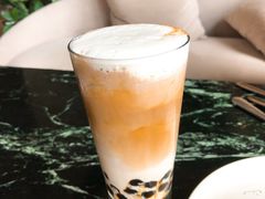 特制青蛙下蛋黑糖冰拿铁-The Rug Cafe(王府中环店)