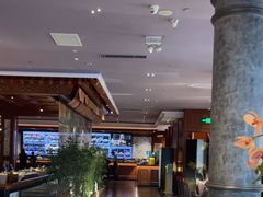 -八府香鸭·啫啫煲(华山路店)