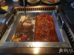 -老牌坊云南鱼豆花火锅(哈西万达店)