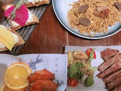 -新鲜誌·新派食集(万象天地店)