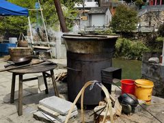 -尚田草莓姑娘白草莓采摘基地