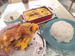 葡国咖喱鸡焗饭-八爷茶餐厅