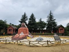 -彩色沙林风景区