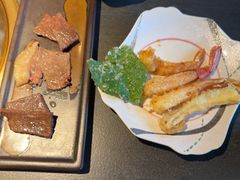 -铭牛烧肉·和牛海鲜自助(高新月牙湖店)