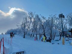 -中旅松花湖滑雪场