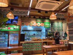 -云阿蛮云南生烫牛肉米线(奉贤路店)