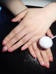 手部美甲-EMILY艾枚莉美甲美睫·美颜·现磨咖啡