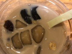 -八婆婆烧仙草(曾厝垵店)