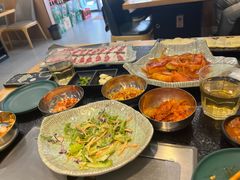 -臻牛烤肉