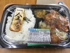 -全家便利店(沪南公路店)