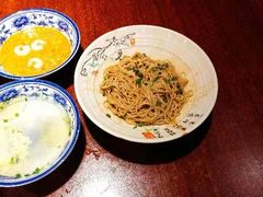 -老桐椿 · 上海大馄饨