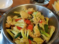 -隔壁老王·家常云南菜(花巷店)