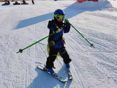 -荣盛康旅野三坡滑雪场