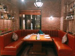 卡座-弗兰克牛排西餐厅Ribone steak house(柠檬花园店)