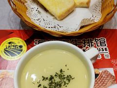 -海维克牛排馆HIGHWIC(青羊万达店)