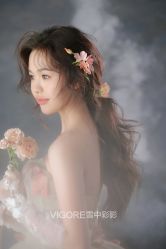 -雪中彩影婚纱摄影·微光艺术中心