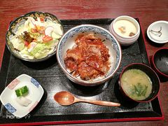 -翔峰炭火鳗鱼(悦泰街里公寓店)