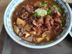 卤煮火烧-门框胡同百年卤煮(新街口店)