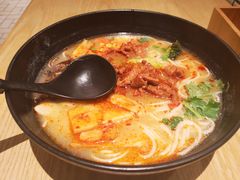麻辣牛肉过桥米线-云味馆过桥米线(皇庭广场店)