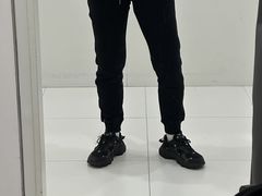 -优衣库(上海金桥国际商业广场店)