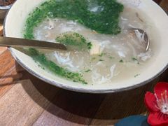 太极银鱼羹-蜜桃餐厅·伴山(湖滨商业街店)