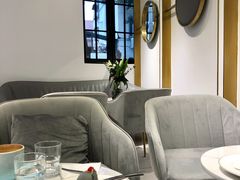 -Fridi Patisserie Cafe