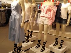 -H&M(华润万象城店)
