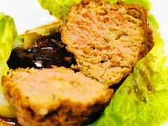 蟹粉狮子头-梅龙镇酒家(南京西路总店)