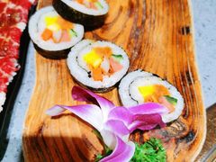 紫菜包饭-金迈圆烤肉餐厅(维多利店)