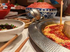 -周师兄大刀腰片火锅(磁器口直营店)