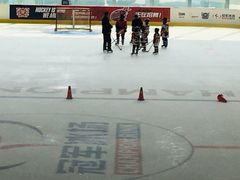 -冠军冰场CHAMPION RINK(凯德广场店)