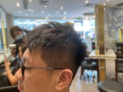 点击看大图 -Kraemer Paris苏豪路易士·嘉玛发廊