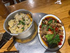 -郑件洋芋饭庄