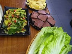 -曹丞相·地锅鸡·地锅鱼(武林店)