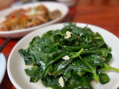 -芦茨金富饭庄·25年老字号·专做稻草鸡