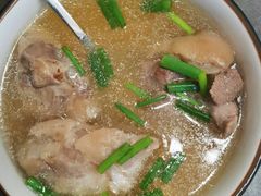 -爱的果实月嫂育婴师(世纪东方店)
