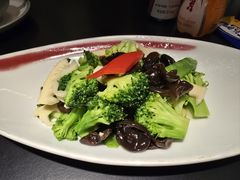 -麻六记(凤凰汇店)