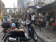 -正宗杂粮煎饼香软鸡蛋饼