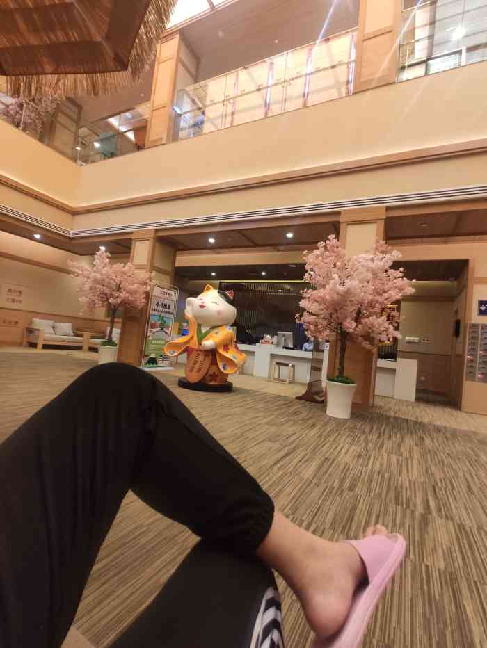 吉乐汤·东方罗马温泉馆(建设路店)-"因为开学的原因即使是周末却没有